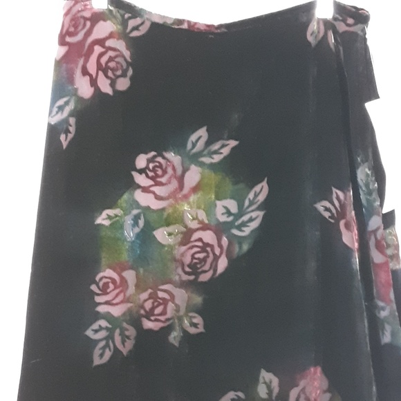 Josephine Chaus Velour Floral Maxi Skirt NWT - Picture 2 of 7